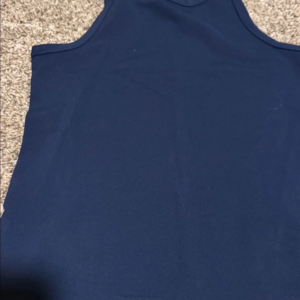 Lululemon Waist-Length RB Tank - Picture 3 of 6